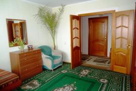 3 ком.кв. м-н Королева д.29б