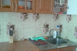 1 к.кв. м-н Северный д.8, с мебелью и бытовой техникой.